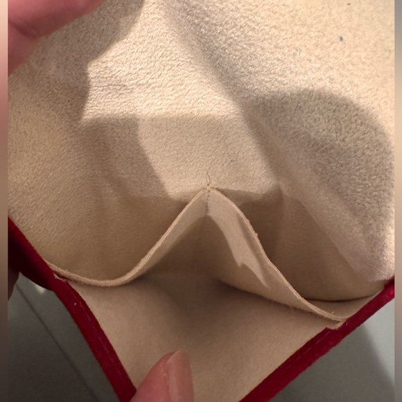 Authentic Cartier velvet travel jewelry pouch for bracelet, necklace, or watch - Picture 4 of 4